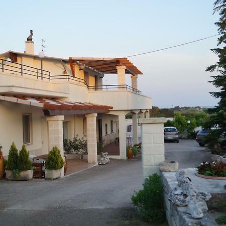 La Casa Del Nonno Acomodação com café da manhã Alberobello Exterior foto